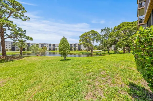 $239,000 | 6188 80th Street North, Unit 101, St. Petersburg, FL 33709