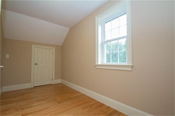 9 Chandler Road Burlington, MA 01803 - Photo 19 of 27 Gallery Image 19