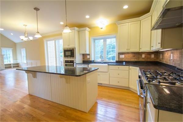 9 Chandler Road Burlington, MA 01803 - Photo 5 of 27 Gallery Image 5