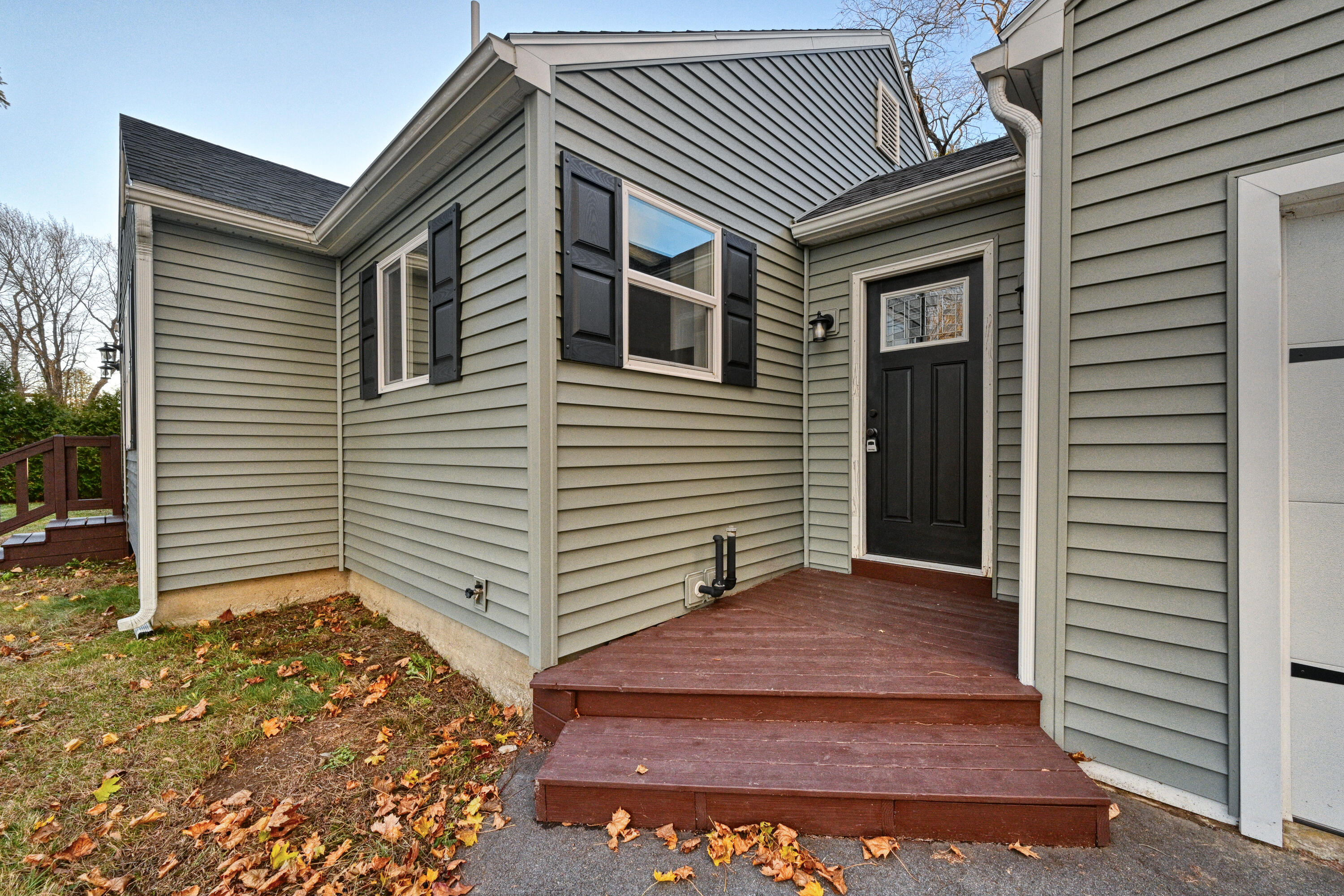 1374 State Street Veazie, ME 04401 - Photo 5 of 38 110316gr-105