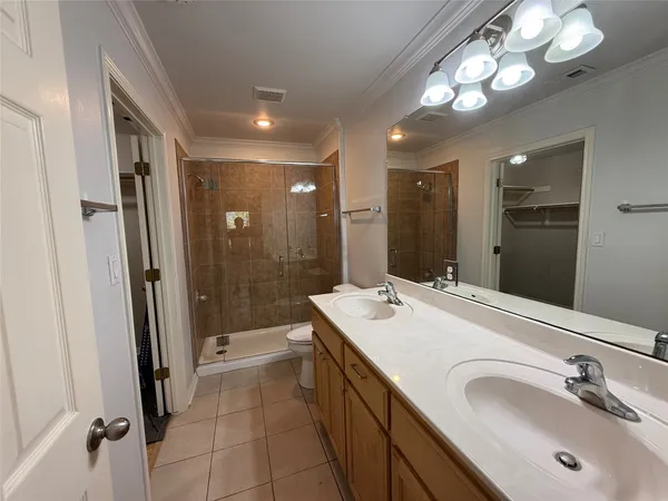 $1,895 | 3209 Mac Arthur Avenue, Unit A, Lago Vista, TX 78645