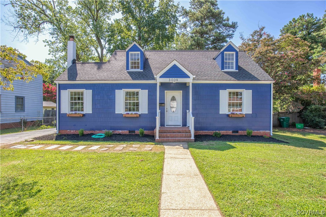 3009 Pinehurst Road Henrico, VA 23228 - Photo 1 of 34 Exterior front of the home view to the paved driveway and the 6X5 front porch