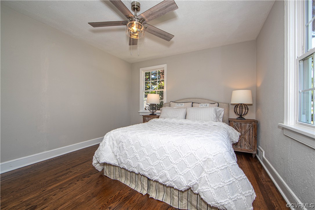 3009 Pinehurst Road Henrico, VA 23228 - Photo 21 of 34 1st level primary bedroom with a 6X3 closet