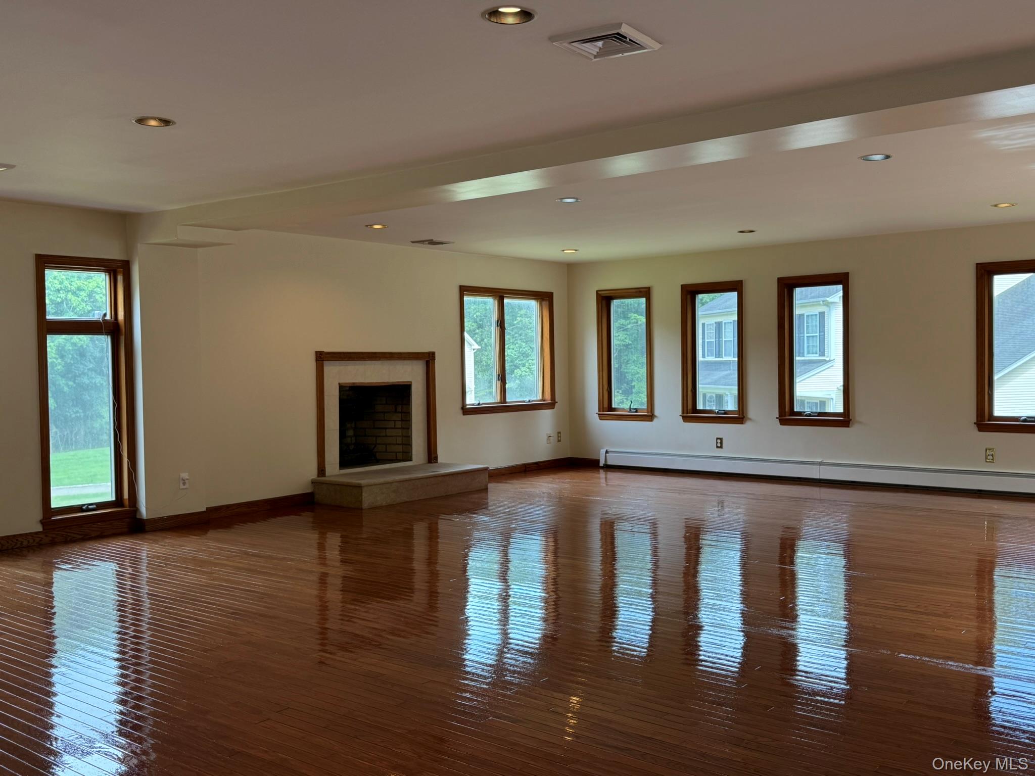 227 Beverly Road Huntington Station, NY 11746 - Photo 3 of 39