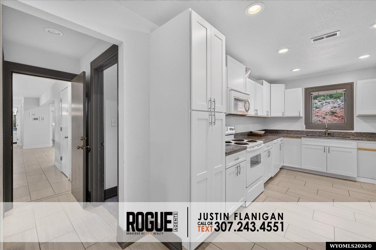 25980 Cedar Mesa Road Alcova, WY 82620 - Photo 12 of 50