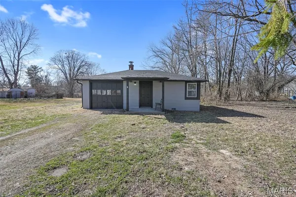 $144,900 | 6 Irma Lane, Fairview Heights, IL 62208