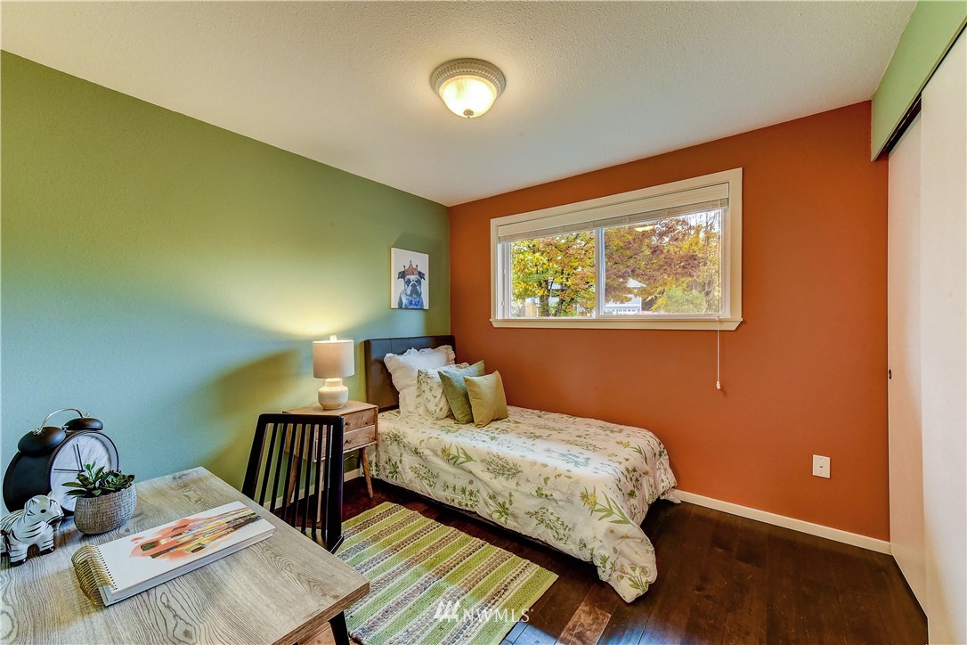 22027 5th Avenue West Bothell, WA 98021 - Photo 13 of 20 Gallery Image 13