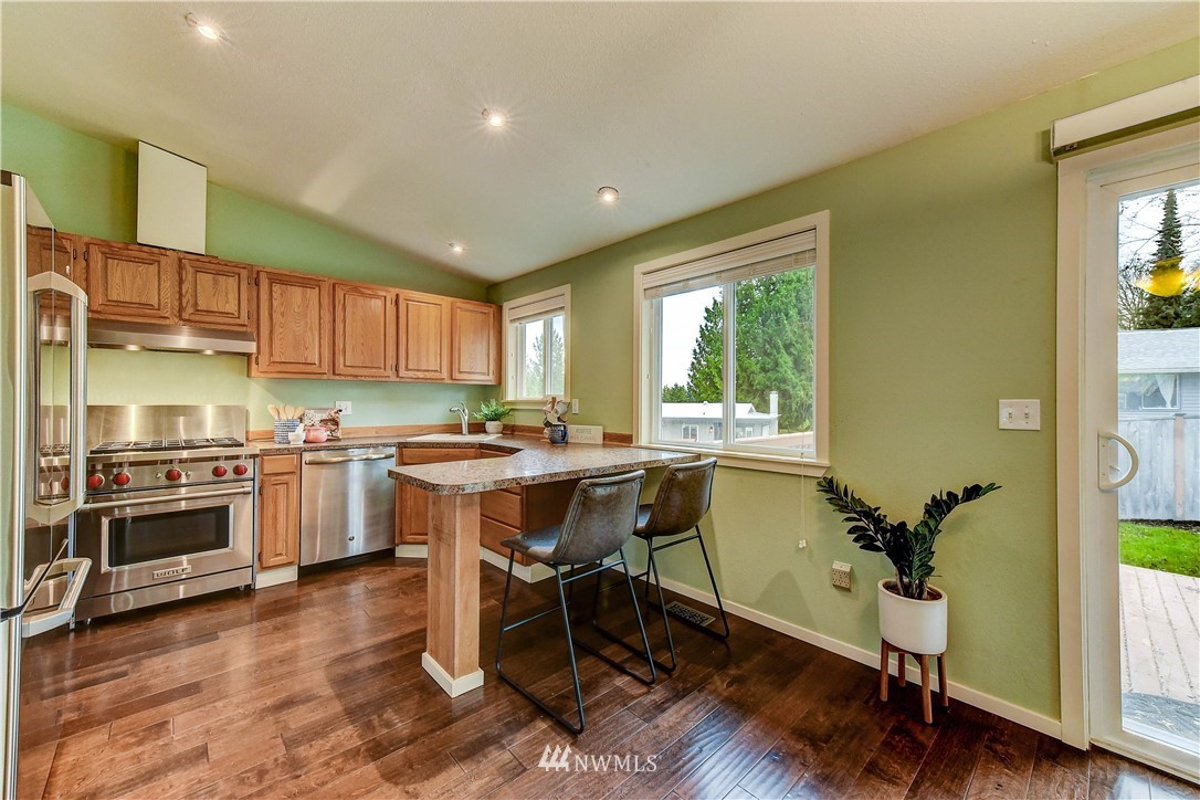 22027 5th Avenue West Bothell, WA 98021 - Photo 7 of 20 Gallery Image 7
