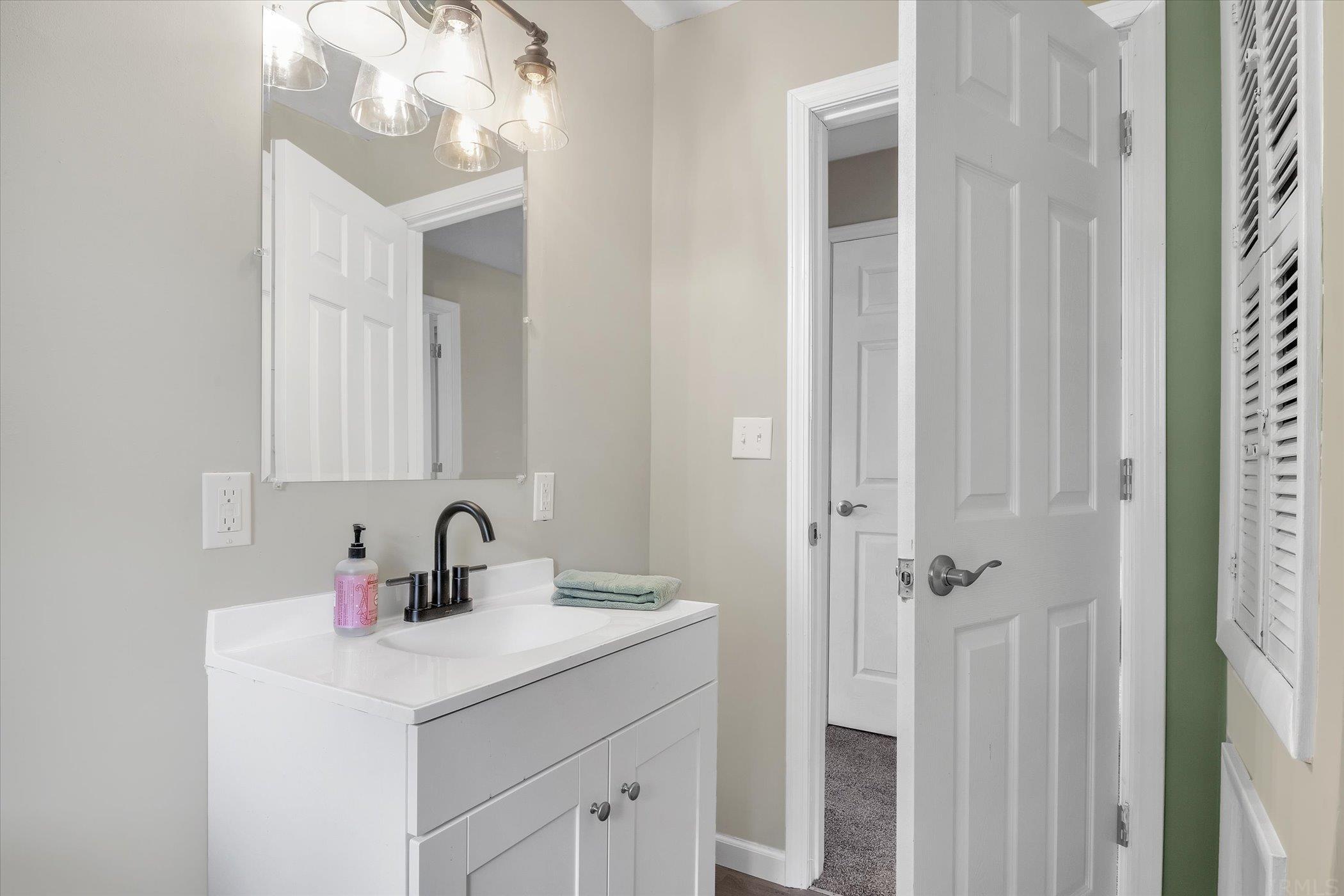 51700 Orange Road South Bend, IN 46628 - Photo 14 of 36 Gallery Image 14