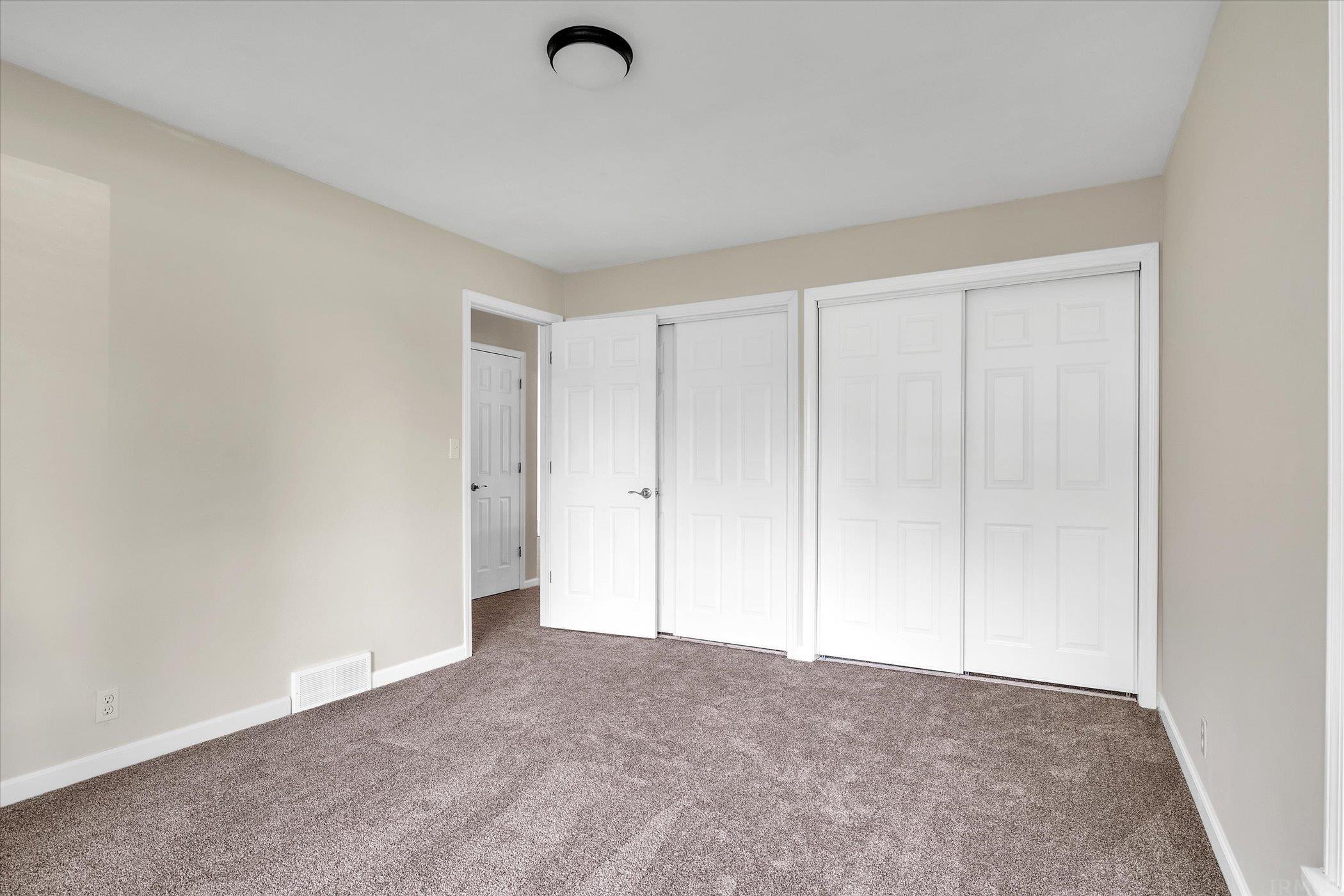 51700 Orange Road South Bend, IN 46628 - Photo 20 of 36 Gallery Image 20