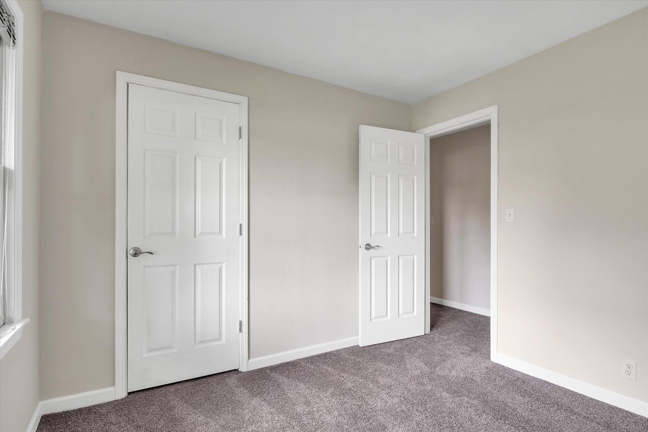 51700 Orange Road South Bend, IN 46628 - Photo 21 of 36 Gallery Image 21