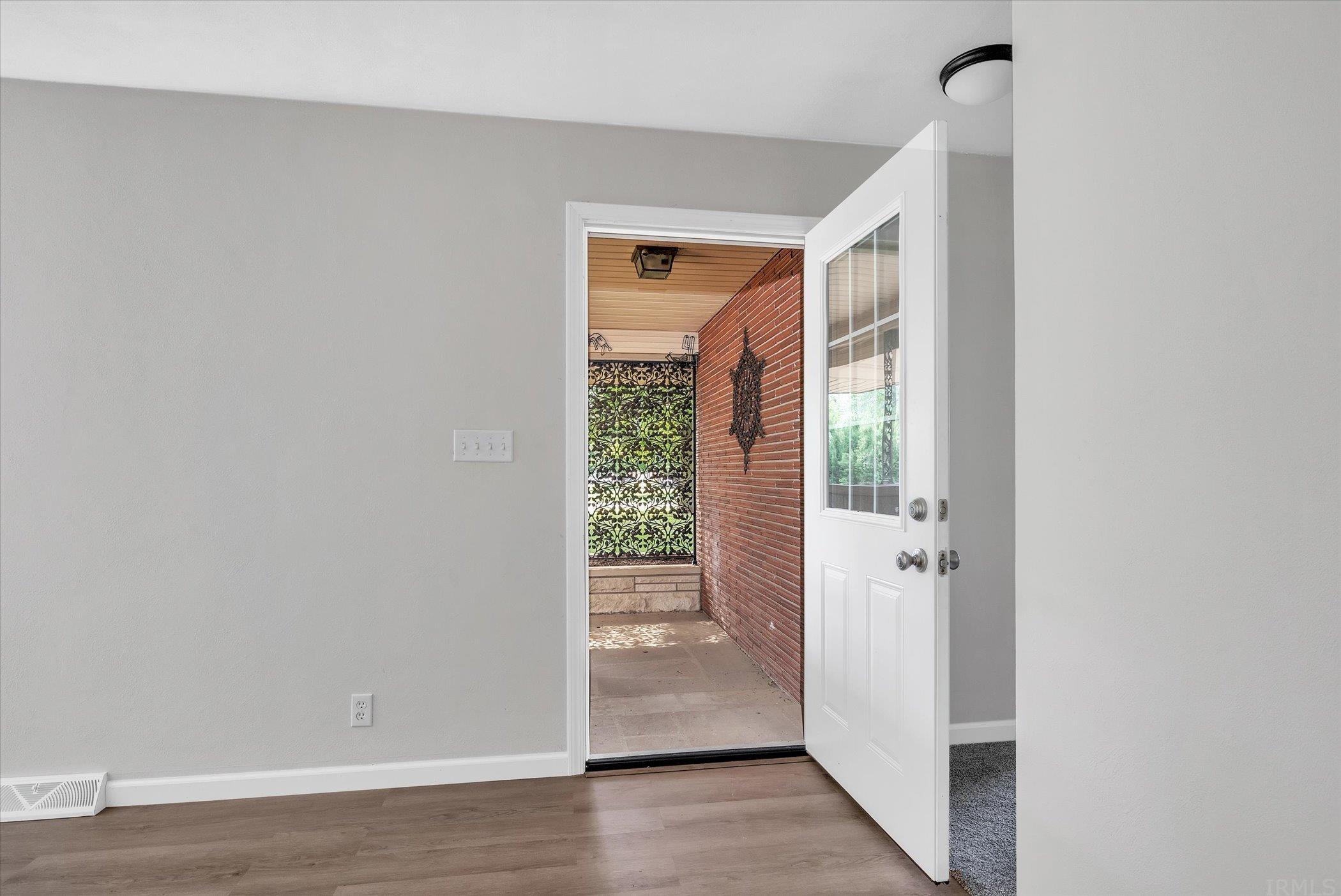 51700 Orange Road South Bend, IN 46628 - Photo 22 of 36 Gallery Image 22