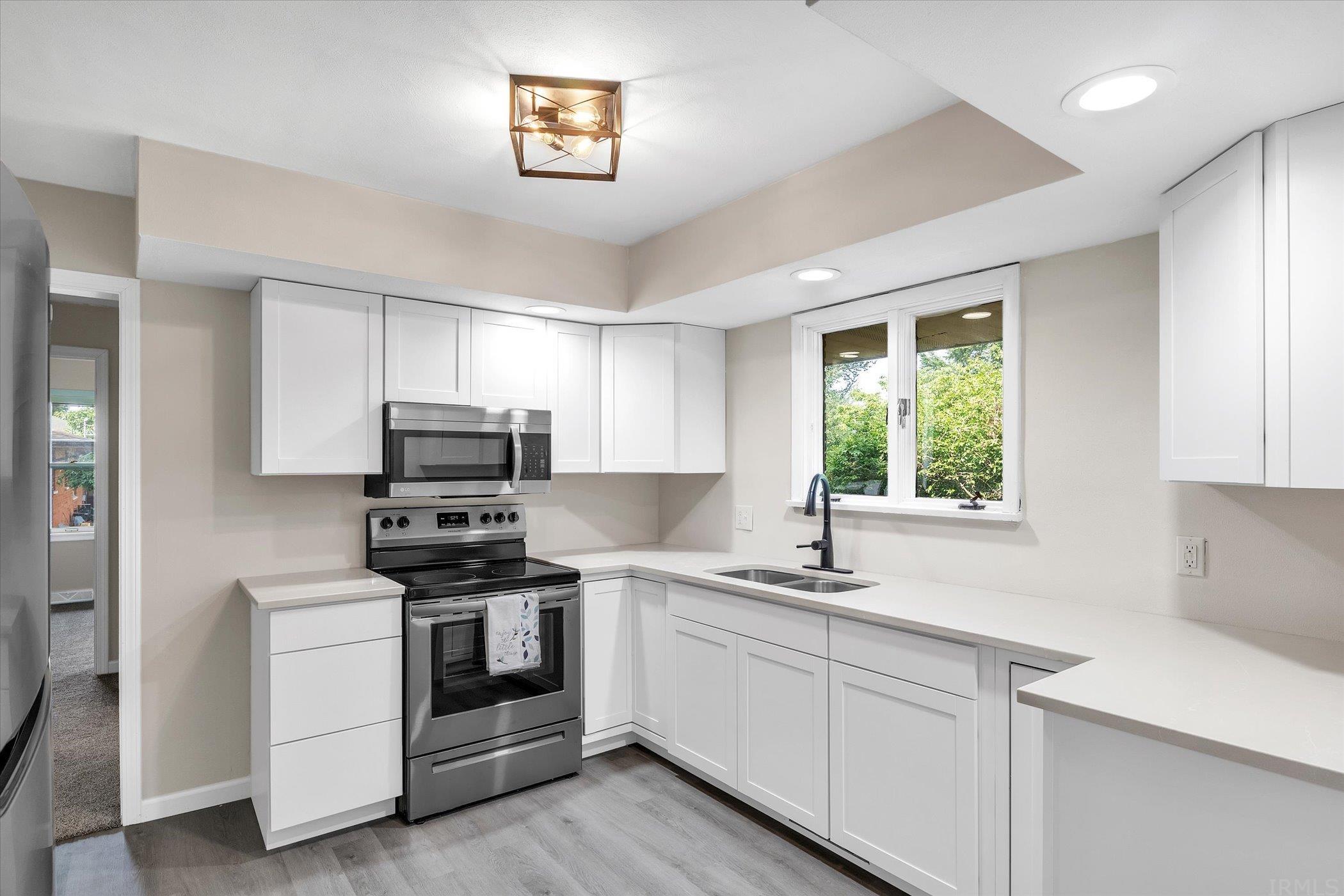 51700 Orange Road South Bend, IN 46628 - Photo 10 of 36 Gallery Image 10