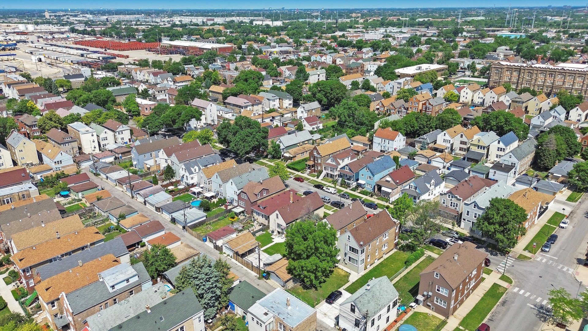 3009 West 40th Place Chicago, IL 60632 - Photo 31 of 33 an aerial view of a city with lots of residential buildings