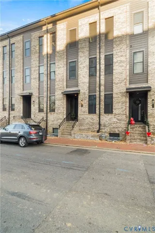 a view of building exterior