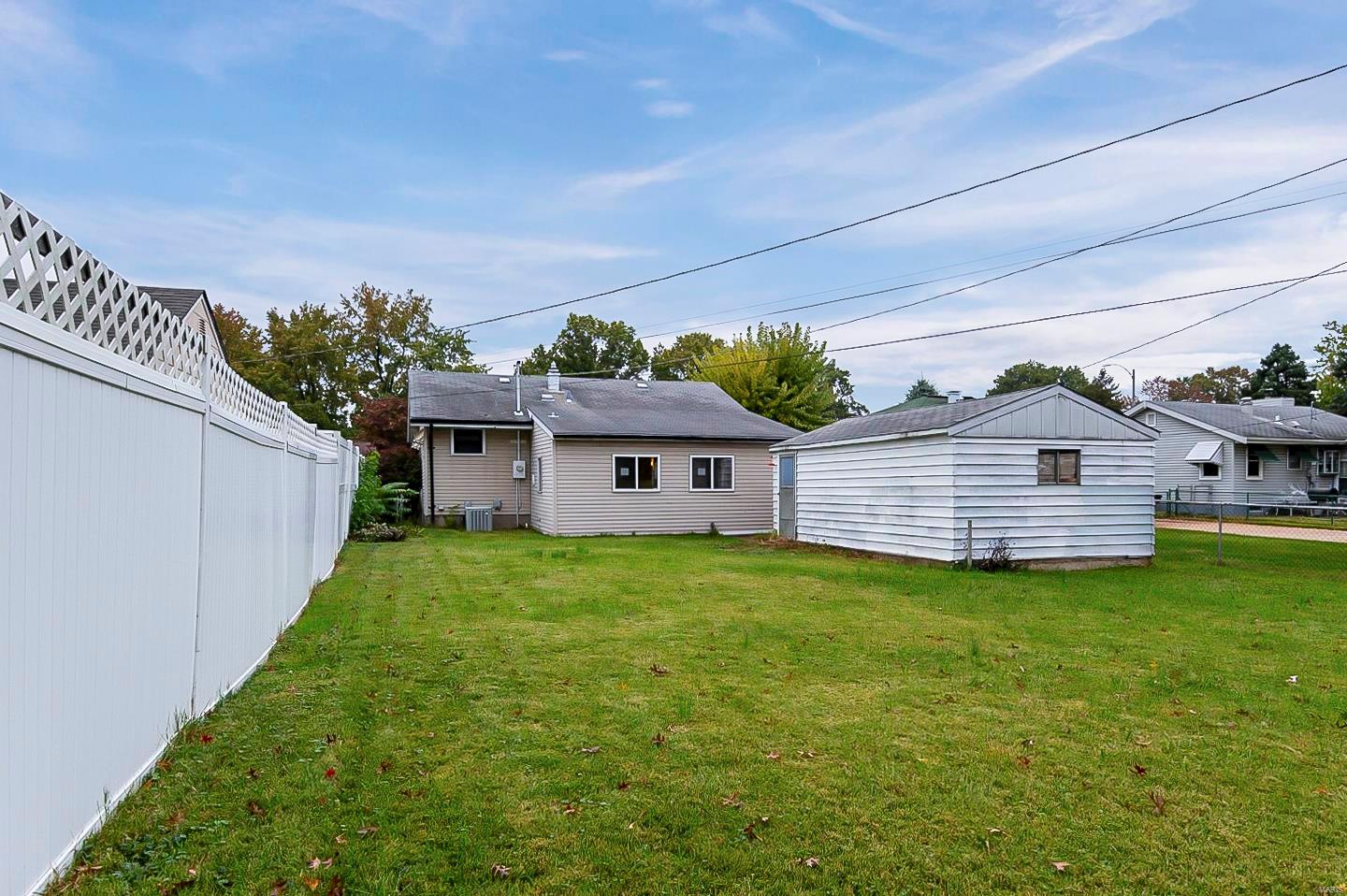 8050 Morgan Ford Road St. Louis, MO 63123 - Photo 17 of 17