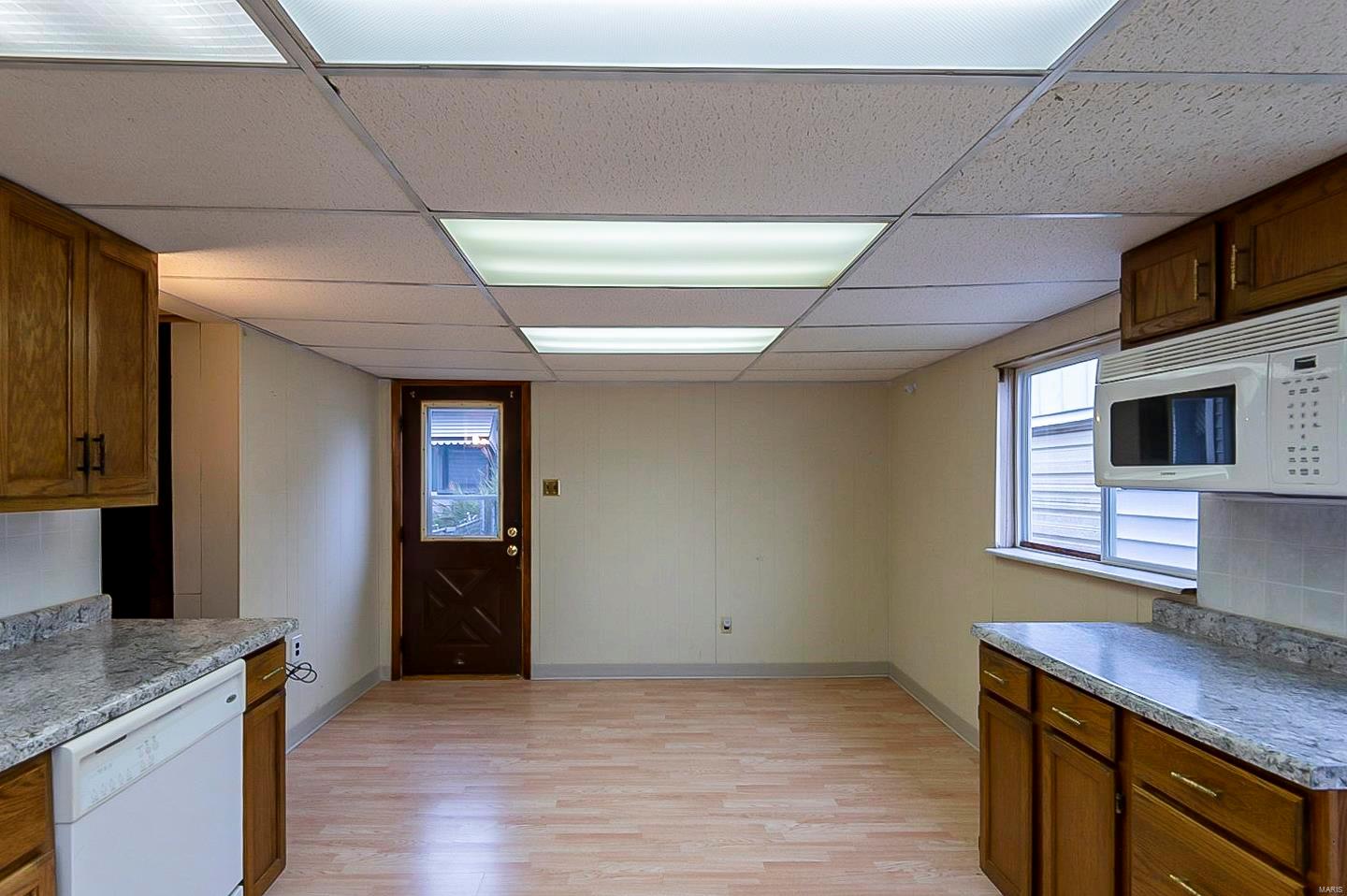 8050 Morgan Ford Road St. Louis, MO 63123 - Photo 8 of 17