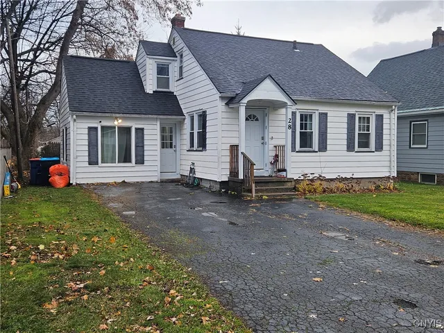 $209,900 | 28 Heberle Road, Irondequoit, NY 14609