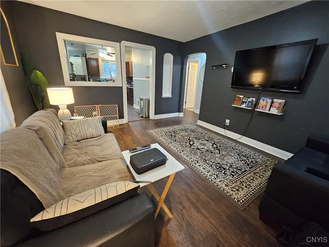 $209,900 | 28 Heberle Road, Irondequoit, NY 14609