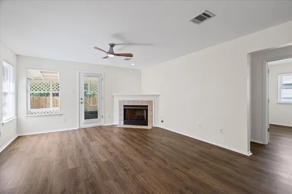 $365,000 | 1404 Sir Thopas Trail, Austin, TX 78748
