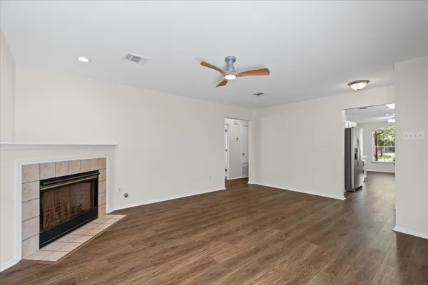 $365,000 | 1404 Sir Thopas Trail, Austin, TX 78748