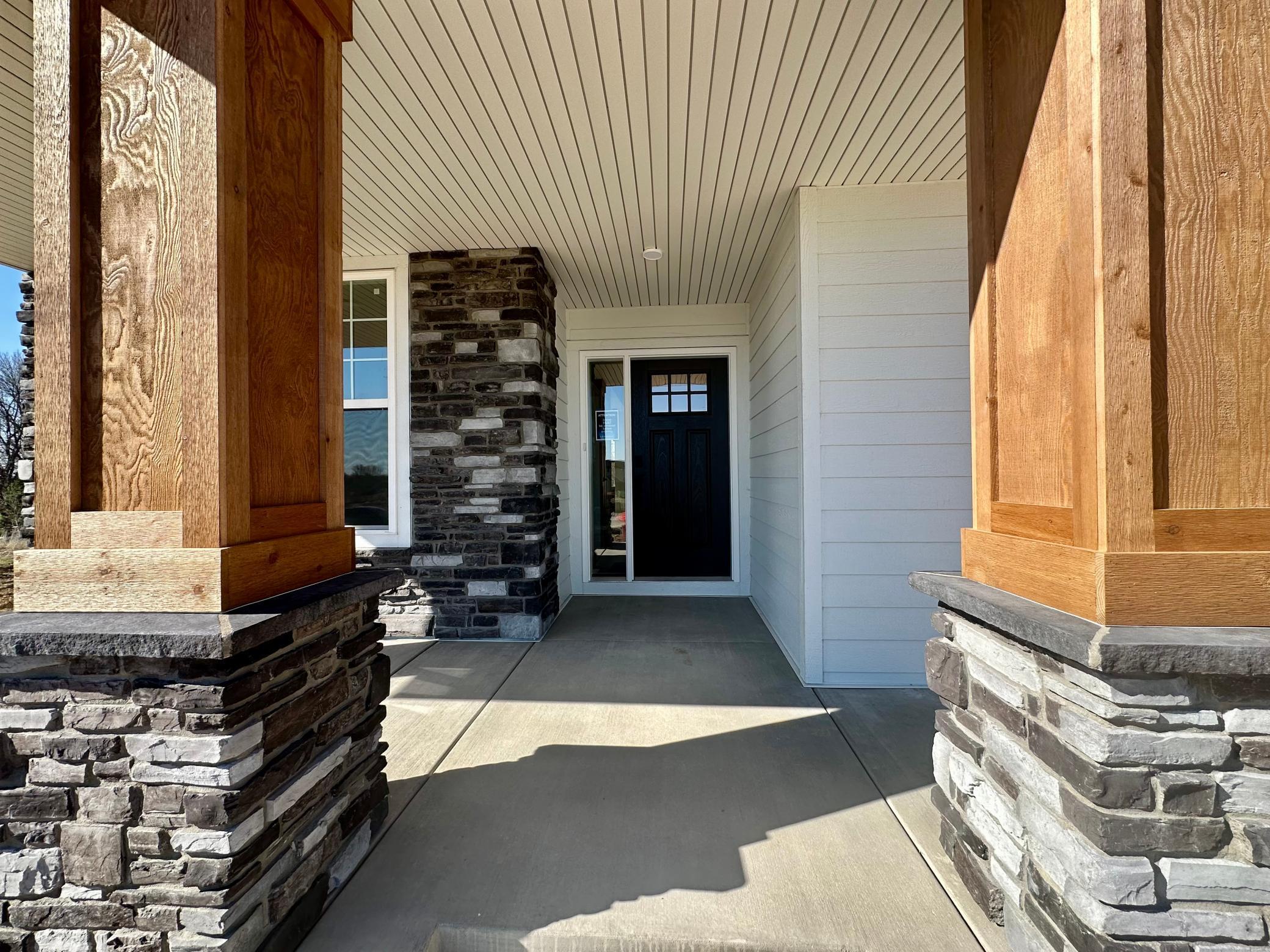 19925 67th Avenue Corcoran, MN 55340 - Photo 3 of 38