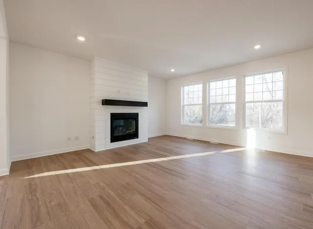 $1,007,985 | 19925 67th Avenue, Corcoran, MN 55340