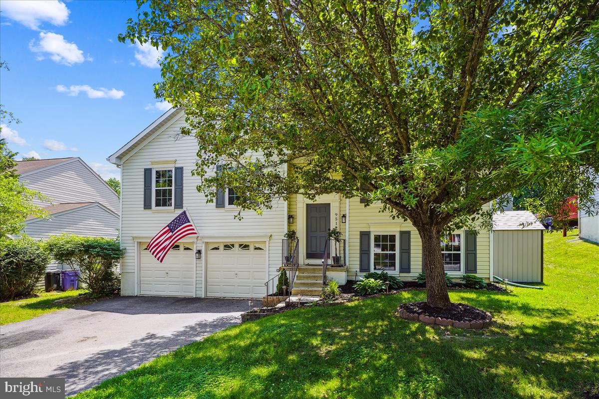 9519 Kings Grant Road Laurel, MD 20723 - Photo 36 of 44 Front View