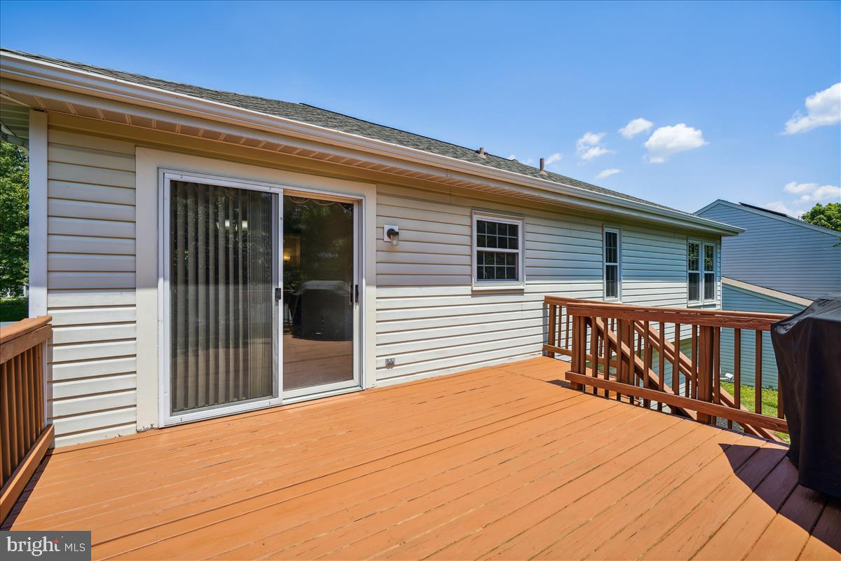 9519 Kings Grant Road Laurel, MD 20723 - Photo 40 of 44 Rear Deck