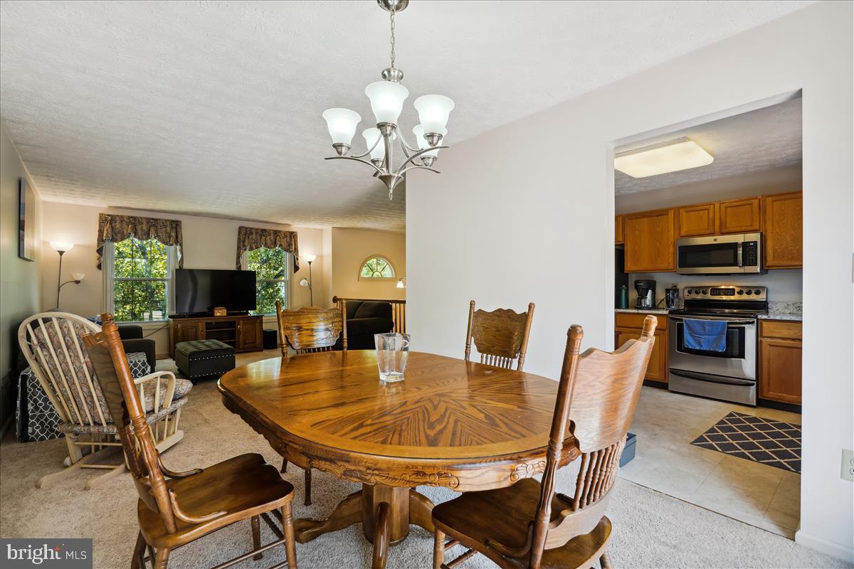 9519 Kings Grant Road Laurel, MD 20723 - Photo 8 of 44 Dining room
