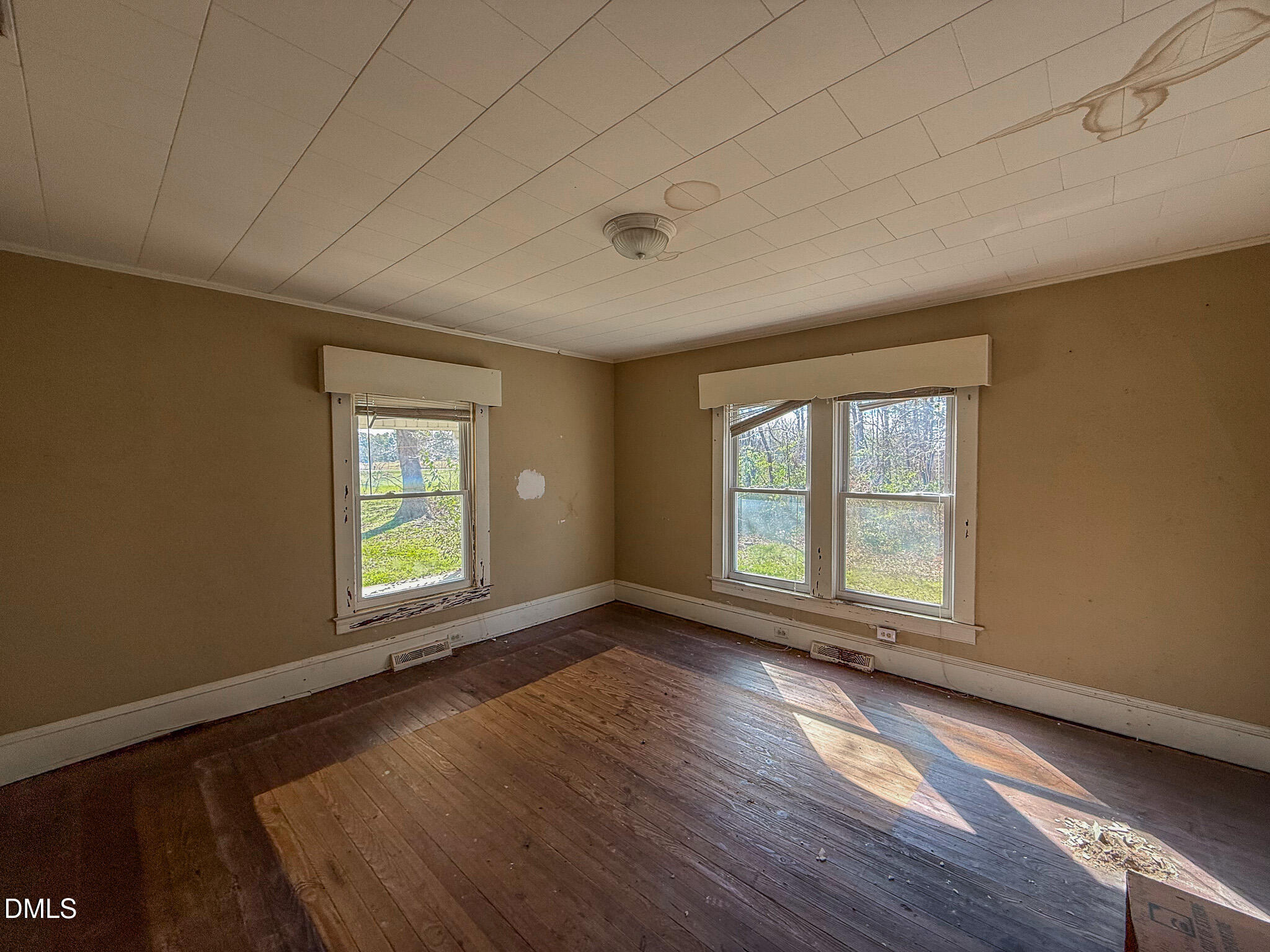 1557 Gentry Ridge Road Roxboro, NC 27574 - Photo 11 of 22 IMG_8573