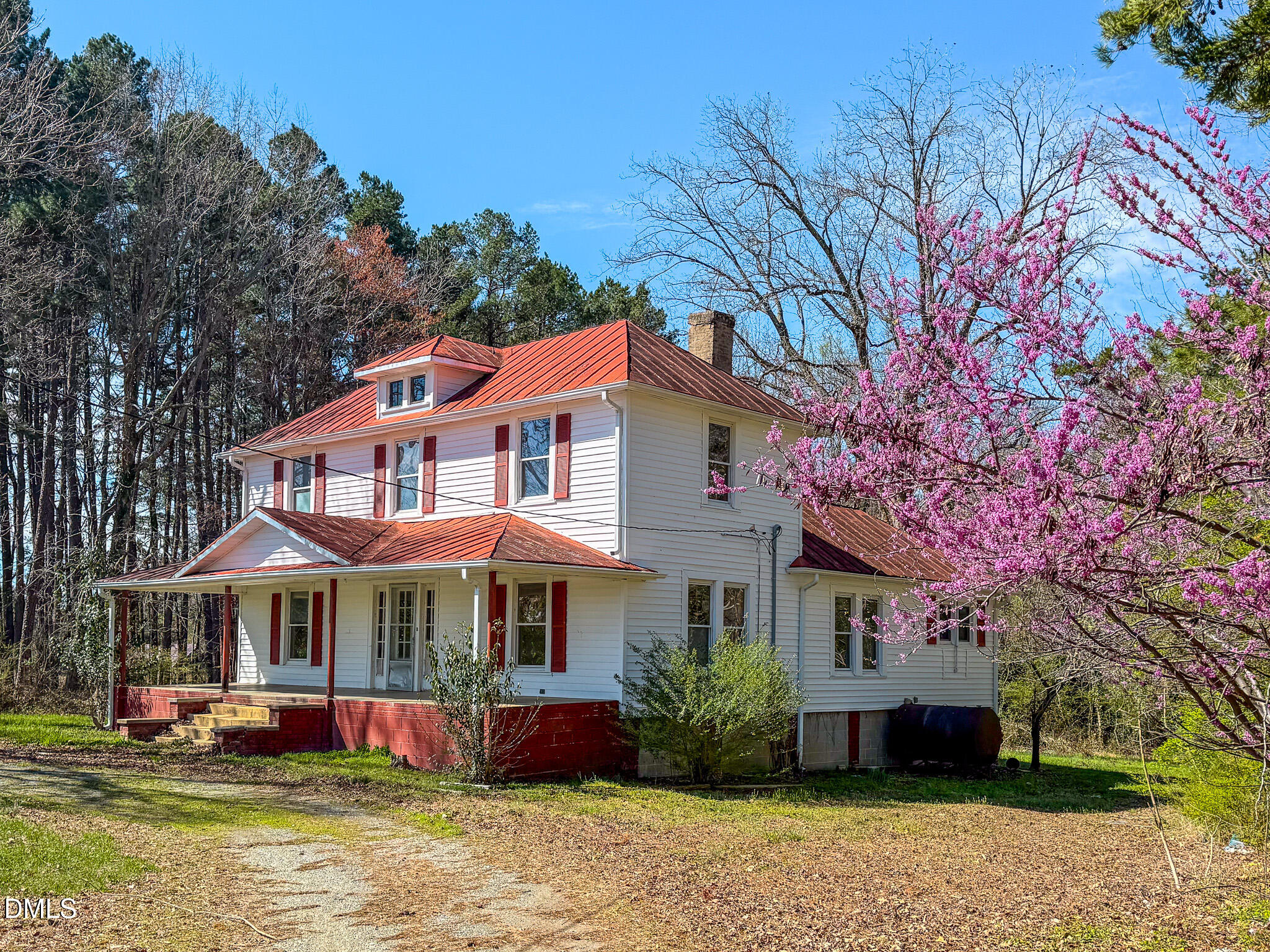 1557 Gentry Ridge Road Roxboro, NC 27574 - Photo 3 of 22 IMG_8601