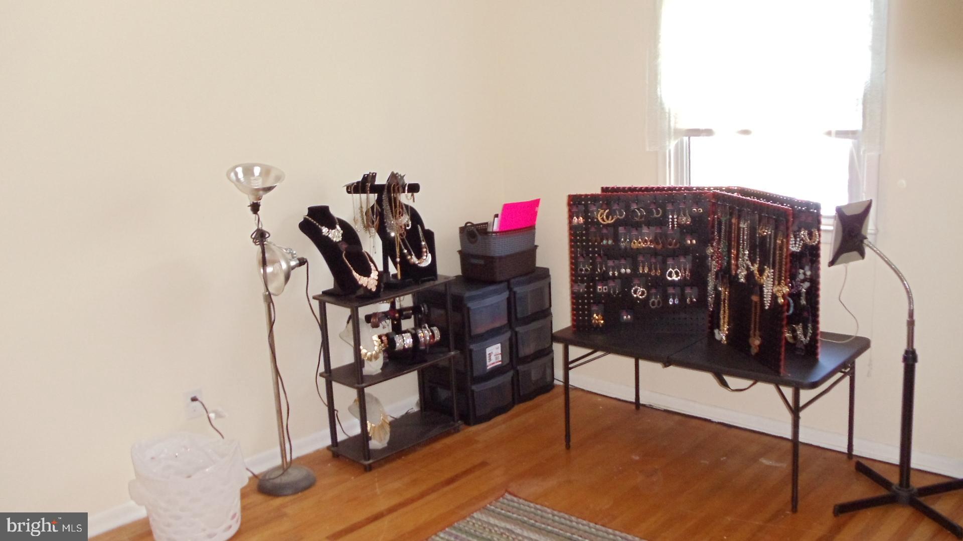 860 Phillips Road Warminster, PA 18974 - Photo 29 of 52 Gallery Image 29