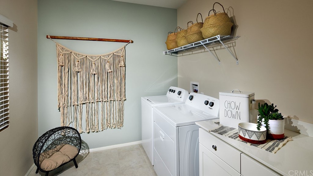 44431 Beringer Drive Indio, CA 92203 - Photo 16 of 17 a utility room with dryer and washer