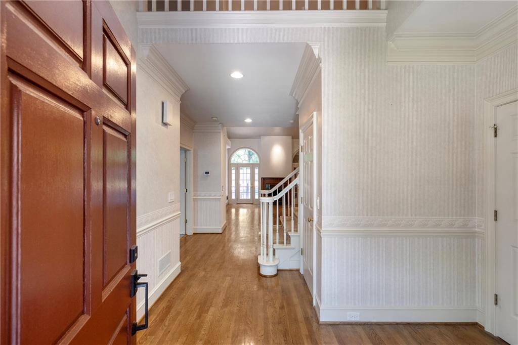 451 Landover Drive Decatur, GA 30030 - Photo 4 of 57