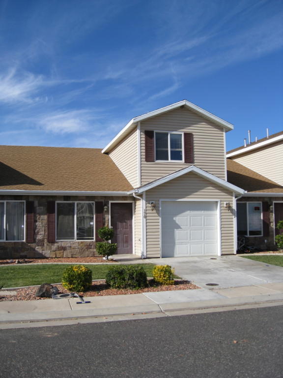 170 South 1050th Street West Hurricane, UT 84737 - Photo 1 of 1 Pecan Park Front