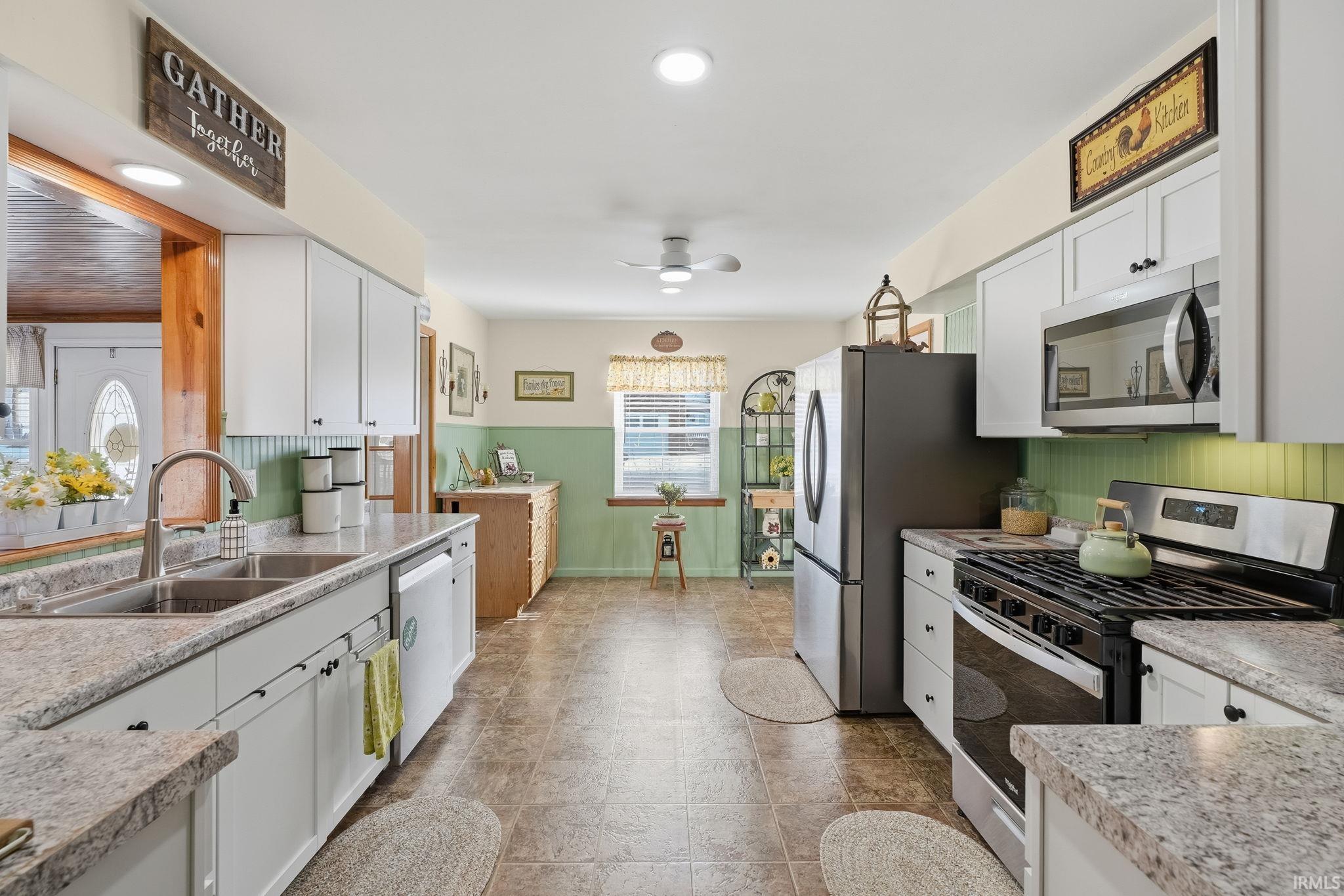 402 North Gibson Street Princeton, IN 47670 - Photo 14 of 36