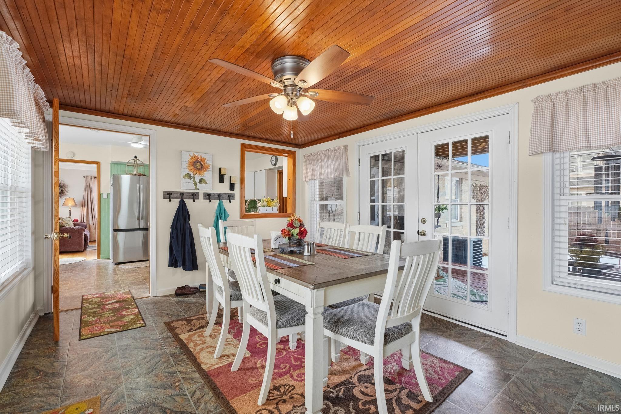 402 North Gibson Street Princeton, IN 47670 - Photo 15 of 36