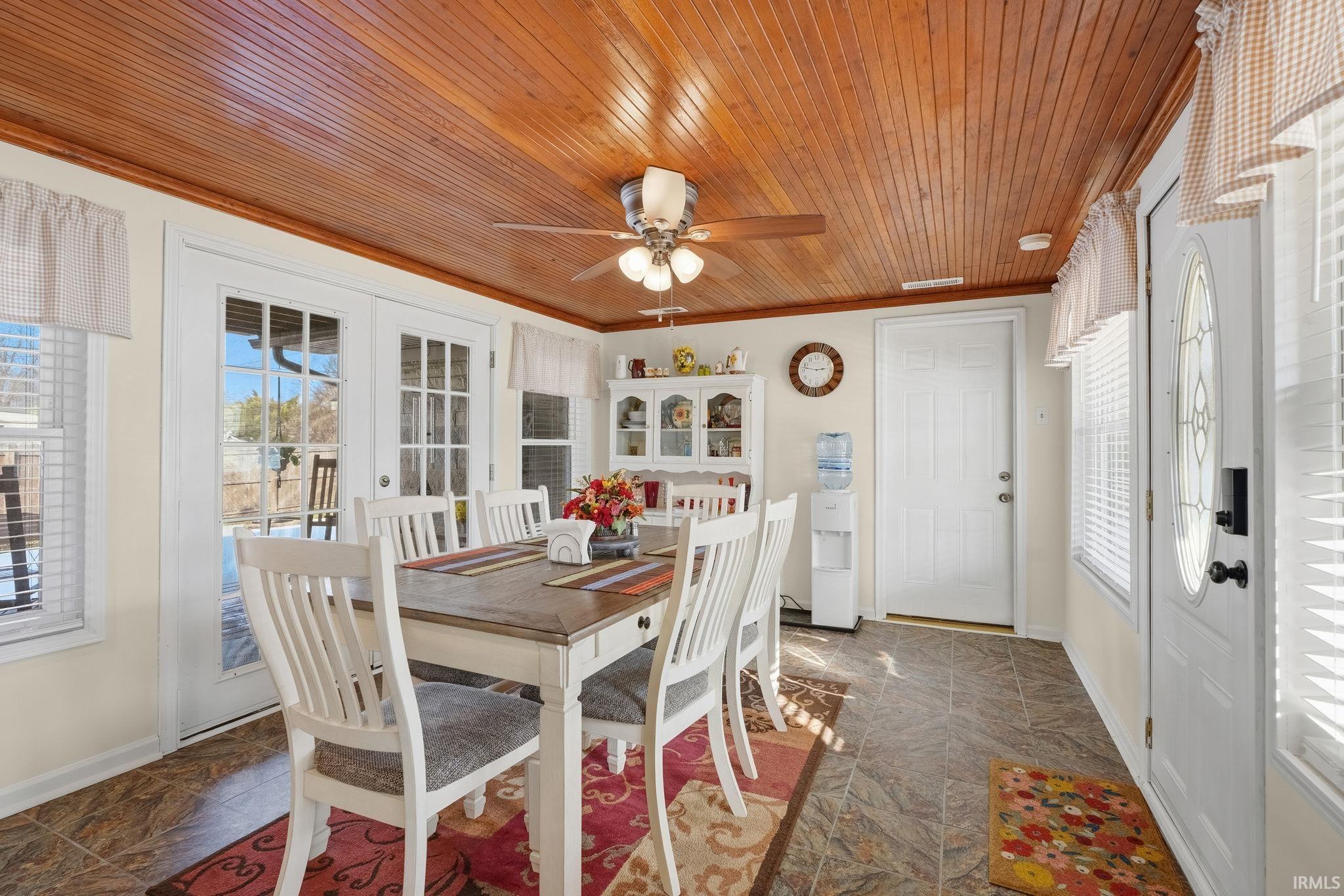 402 North Gibson Street Princeton, IN 47670 - Photo 16 of 36