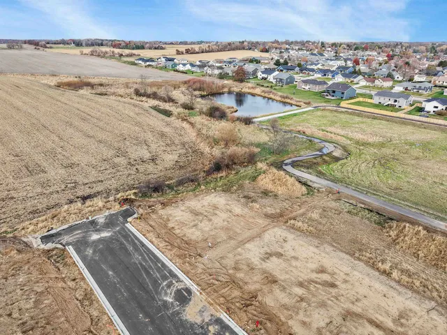 $89,900 | Lot 7 South Eight, Evansville, WI 53536