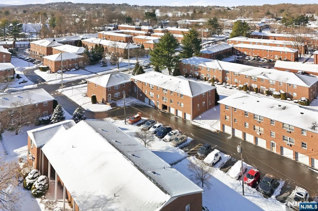 28 Knox Terrace Wayne, NJ 07470 - Photo 12 of 15 a view of a city