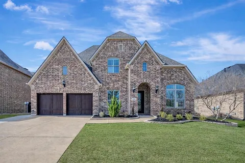 $789,900 | 1009 Holston Hills Trail, Roanoke, TX 76262