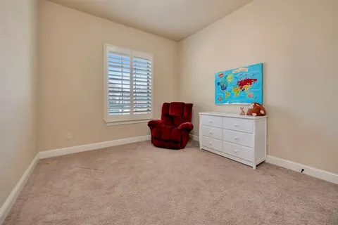 $800,000 | 1009 Holston Hills Trail, Roanoke, TX 76262