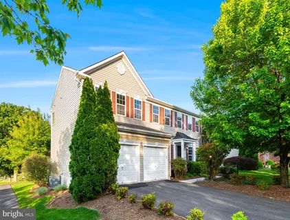 $1,049,000 | 21648 Trask Place, Ashburn, VA 20147