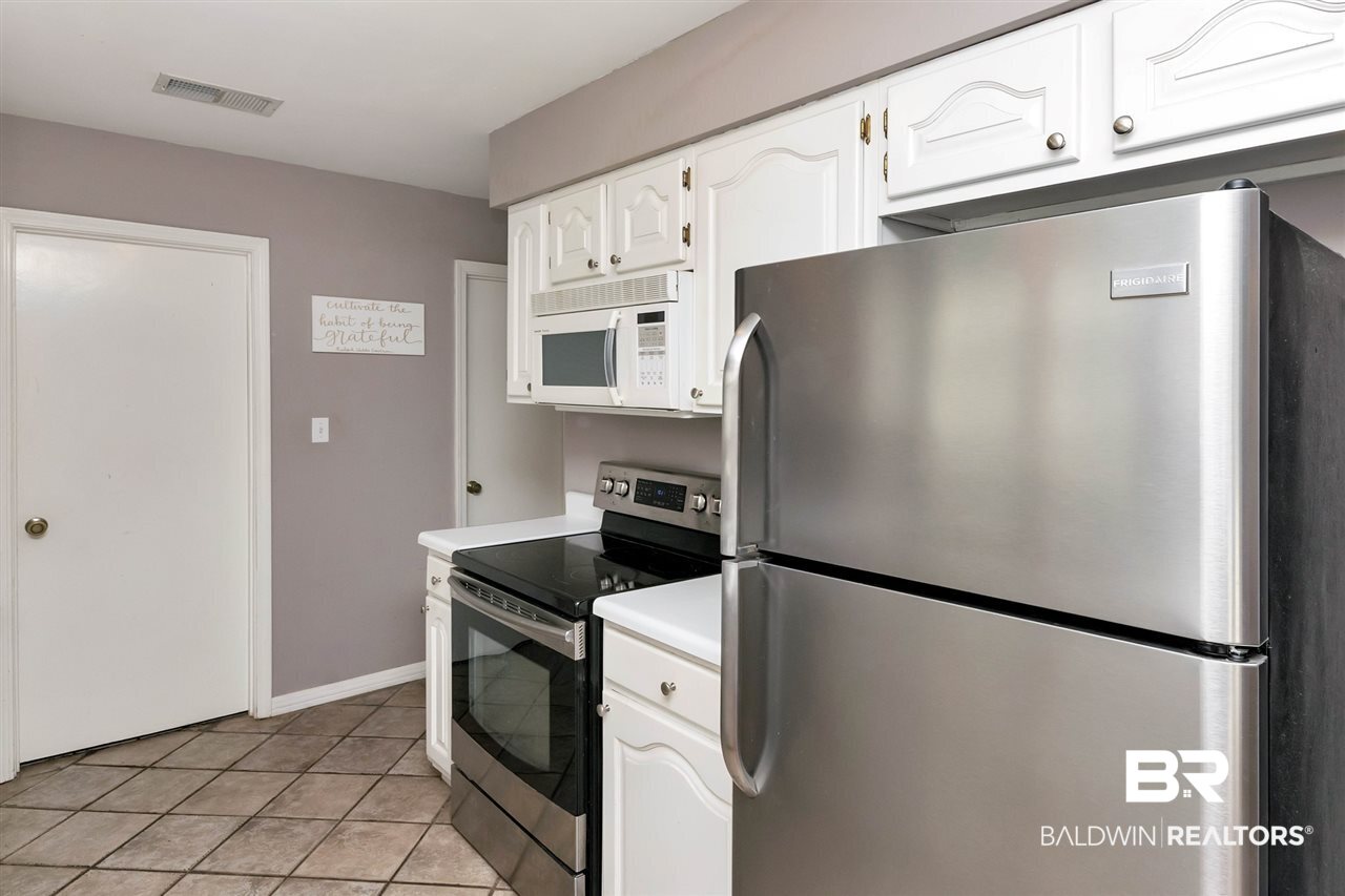 472 Ridgewood Drive Daphne, AL 36526 - Photo 14 of 33 Gallery Image 14