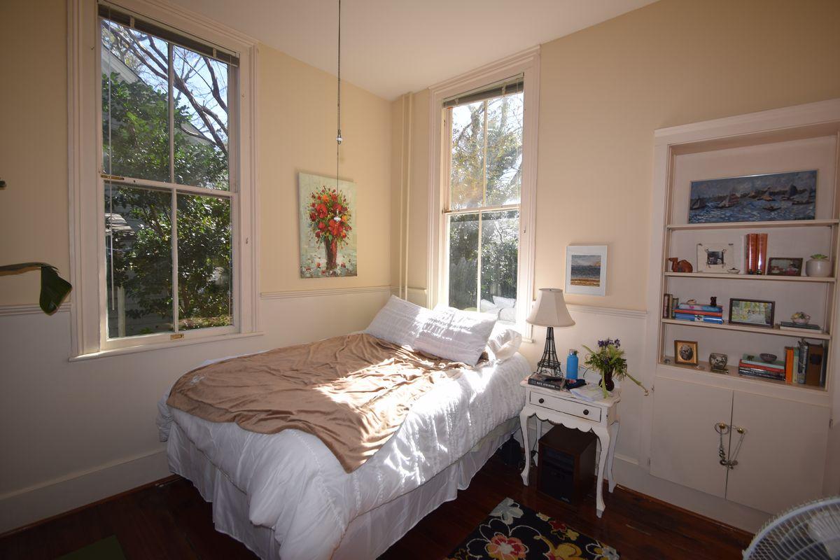 4 Rutledge Avenue Charleston, SC 29401 - Photo 8 of 16 thumb_DSC_0012