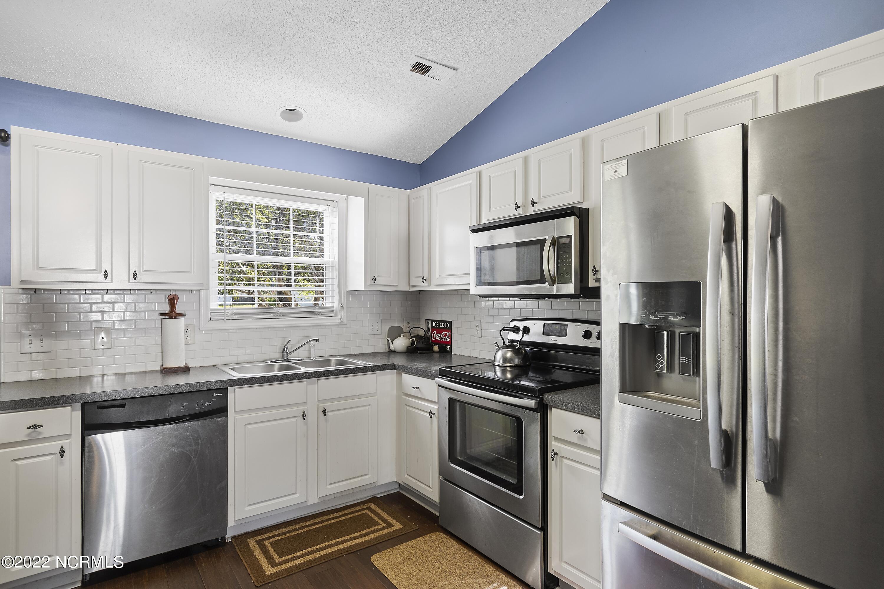 4375 Ritz Circle Shallotte, NC 28470 - Photo 7 of 17 4375Ritzcir - 7