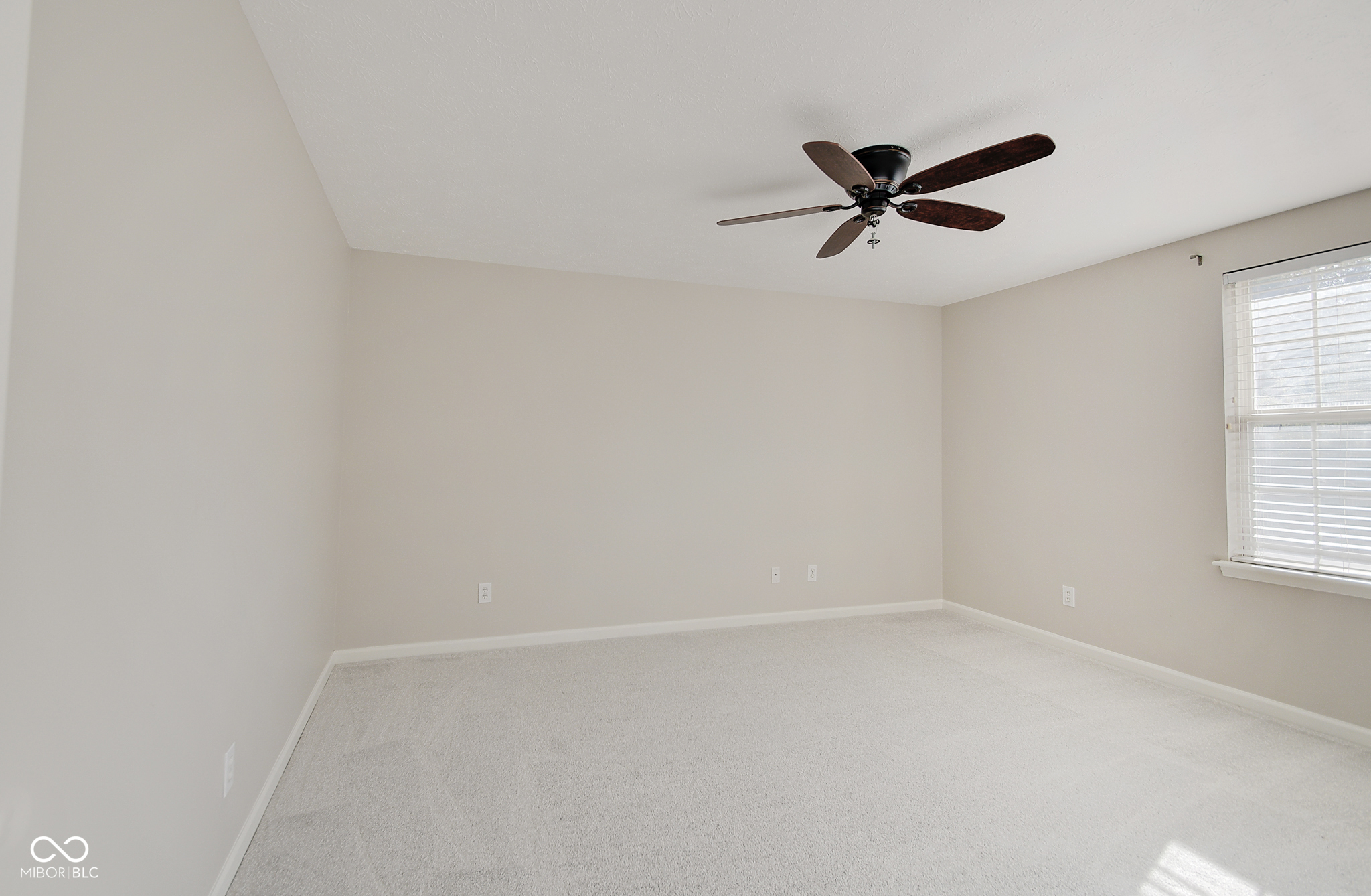 5318 Rippling Brook Way Carmel, IN 46033 - Photo 11 of 34 Gallery Image 11