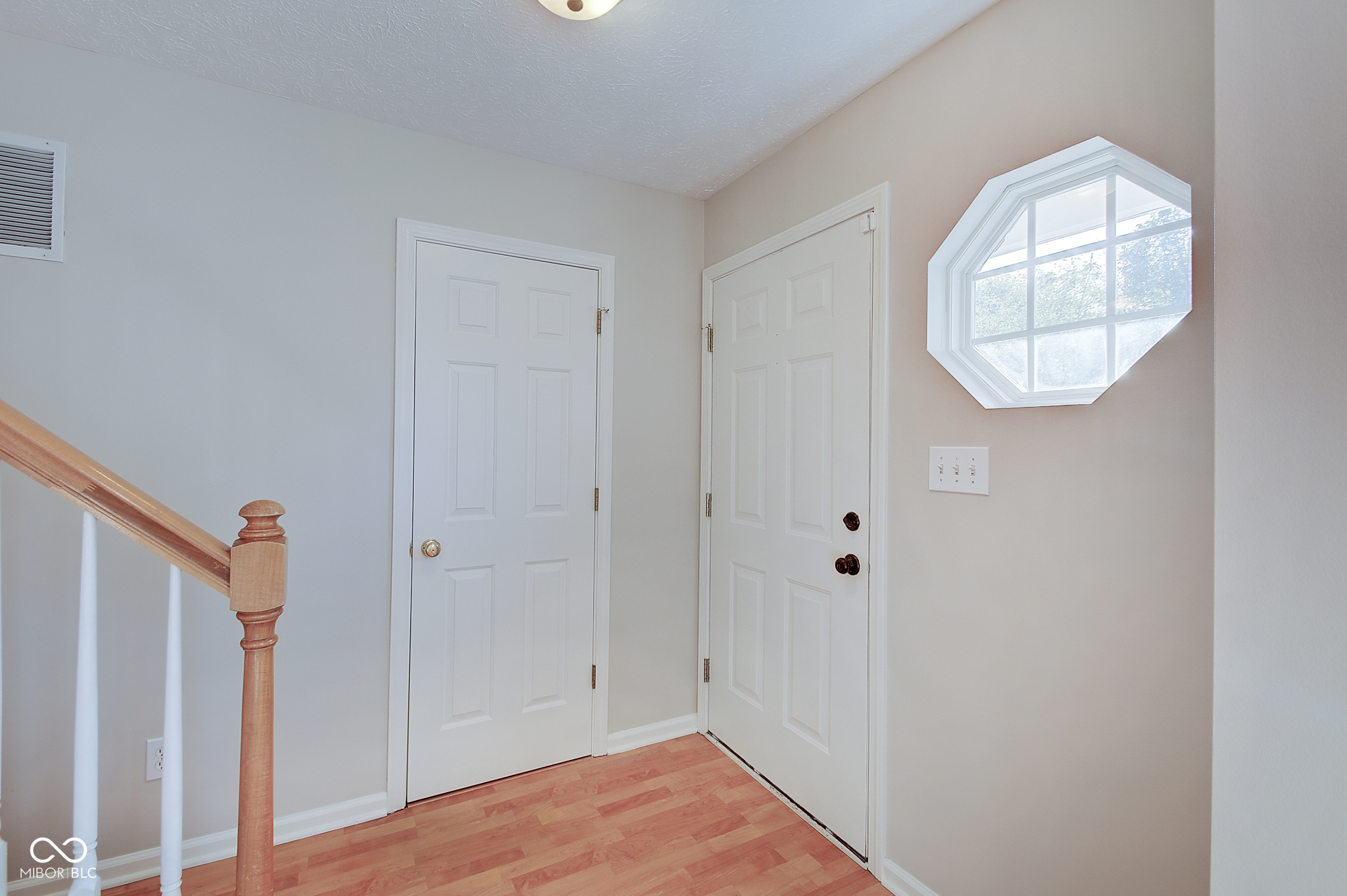 5318 Rippling Brook Way Carmel, IN 46033 - Photo 2 of 34 Gallery Image 2
