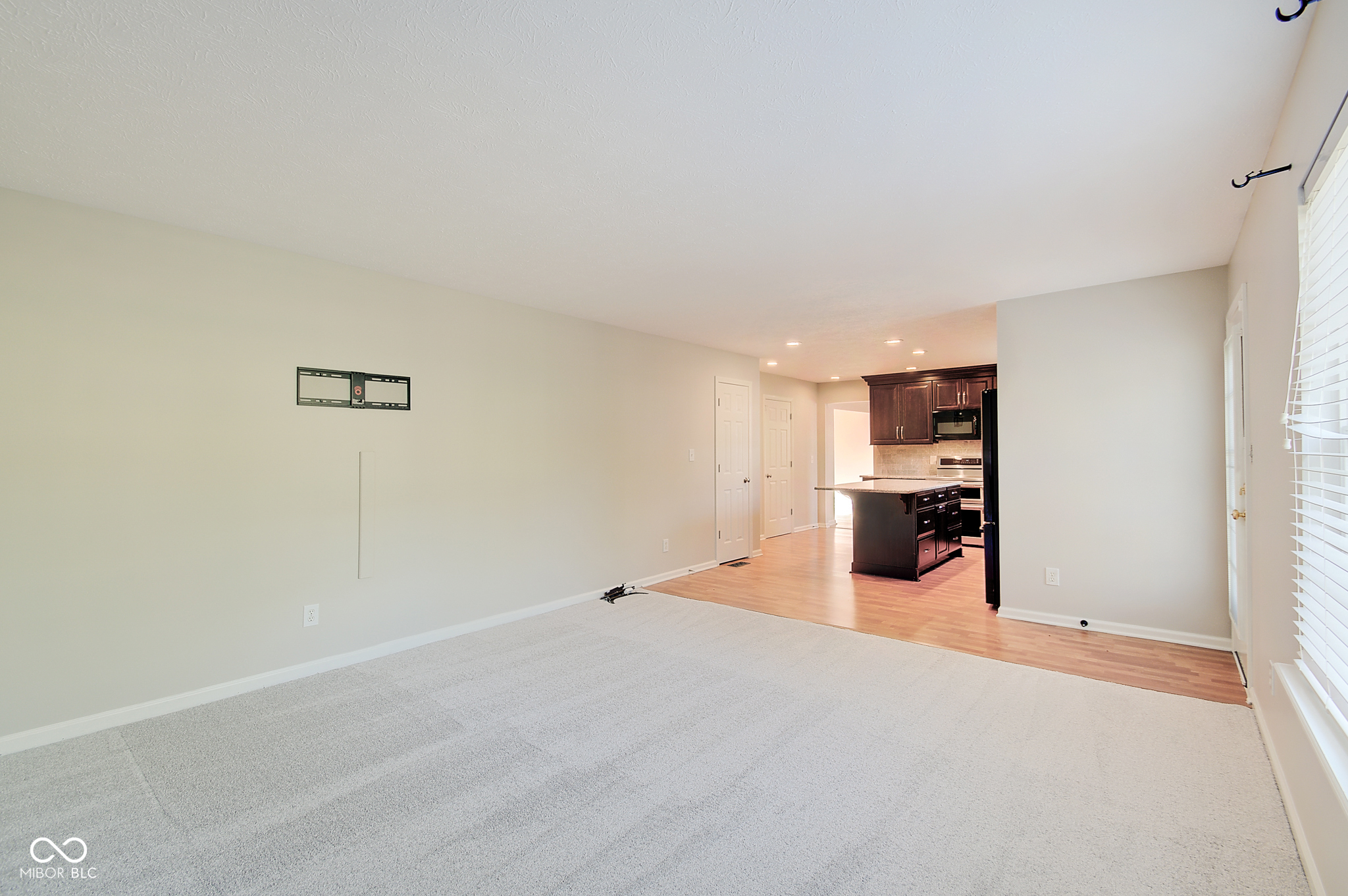 5318 Rippling Brook Way Carmel, IN 46033 - Photo 10 of 34 Gallery Image 10